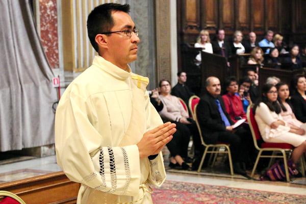 At the beginning of his ordination Mass May 11, Father Mart&iacute;n Amaro stands in in the Choir Chapel of St. Peter Basilica. (Denis Nakkeeran photo, Pontifical North American College)